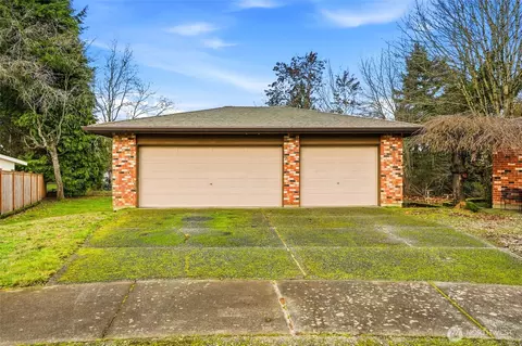 17 Nn Kennewick Ave NE, Renton, WA 98056