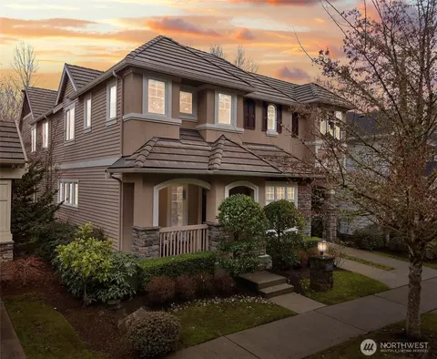 17248 NE 46th Ct, Redmond, WA 98052