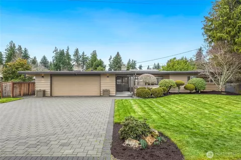 4123 94th Ave SE, Mercer Island, WA 98040