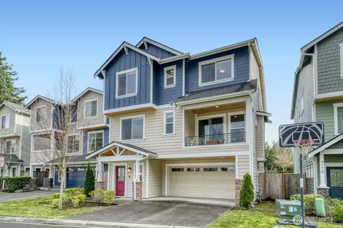 4764 244th Ct SE, Issaquah, WA 98029