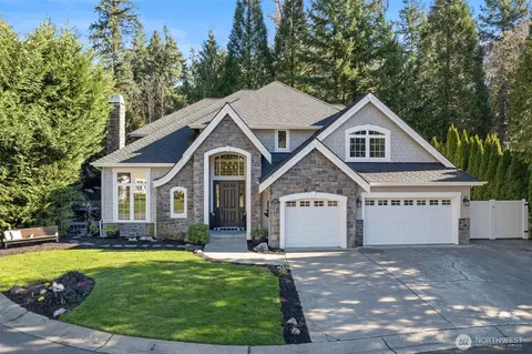 3808 212th Ave SE, Sammamish, WA 98075