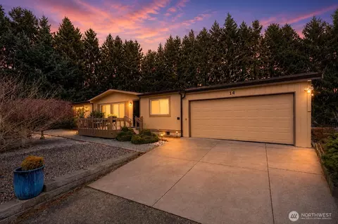 2015 24th St #14, Bellingham, WA 98225