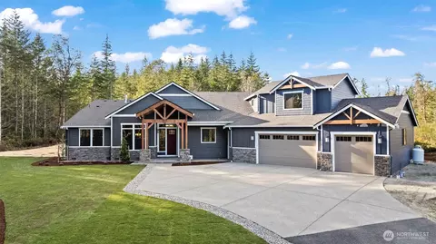 2413 74th Avenue Ct NW, Gig Harbor, WA 98335