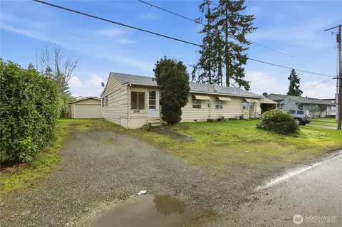 1146 Glennwood Ave NE, Renton, WA 98056