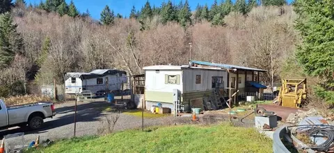 1586 King Rd, Winlock, WA 98596