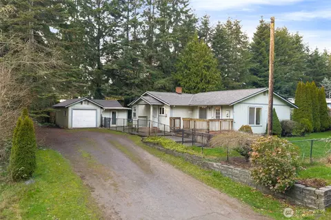 26009 Barrett Rd NE, Kingston, WA 98346
