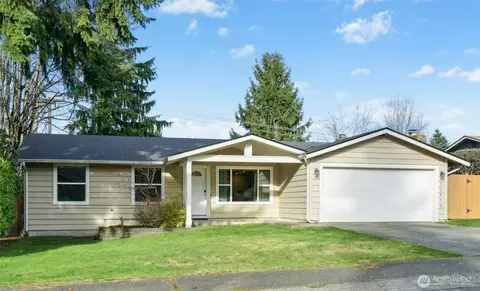 13416 NE 70th St, Redmond, WA 98052