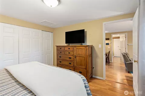 Bedroom - 112 Barbara Ln, Everett, WA 98203 photo 2 of 2