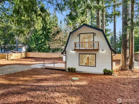 1807 193rd Ave SW, Lakebay, WA 98349