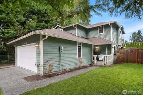 Exterior - 20029 99th Ct NE, Bothell, WA 98011 photo 2 of 9