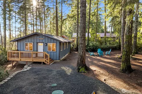 50 NE Cedar Ln, Tahuya, WA 98588