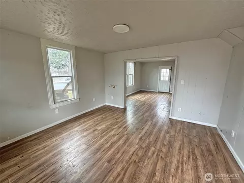 3003 E Bridgeport Ave, Spokane, WA 99207 photo 8