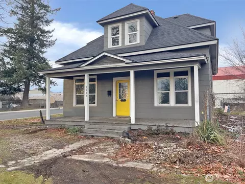 3003 E Bridgeport Ave, Spokane, WA 99207 photo 2