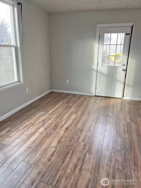 3003 E Bridgeport Ave, Spokane, WA 99207 photo 10