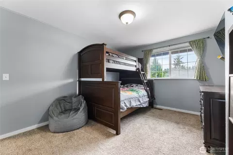 Bedroom - 901 Bathke Ave, Enumclaw, WA 98022 photo 4 of 4