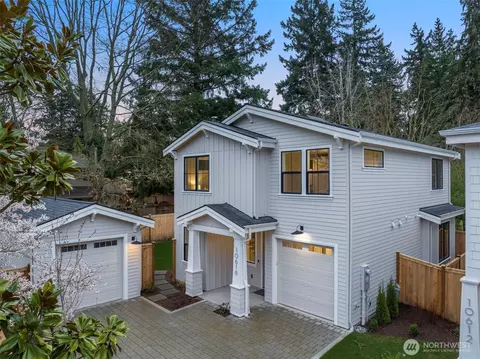 10618 NE 54th Ln, Kirkland, WA 98033
