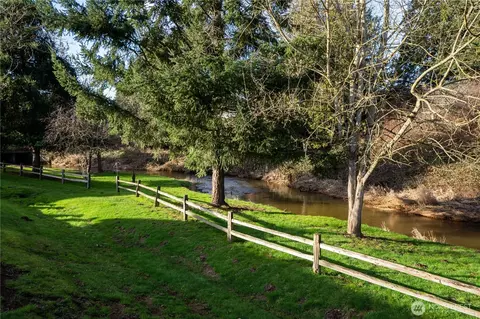 1656 Liberty St #101, Lynden, WA 98264
