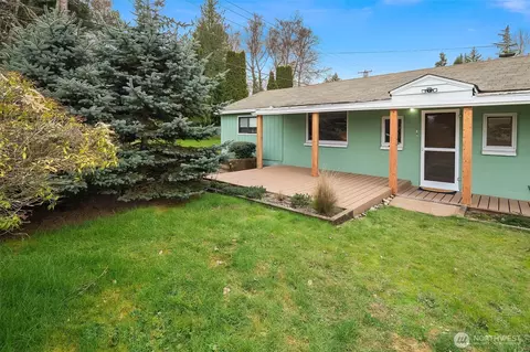 10006 SW 188th St, Vashon, WA 98070