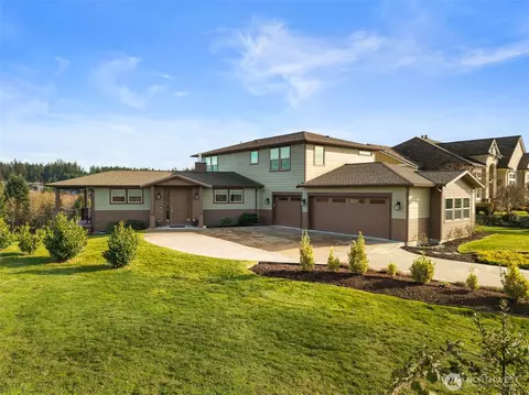 22922 Belvedere Pl NE, Kingston, WA 98346