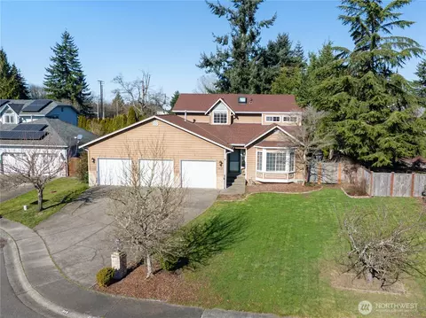 9415 137th St E, Puyallup, WA 98373
