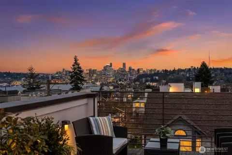 728 N 43rd St, Seattle, WA 98103