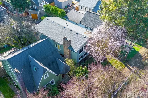 541 N 75th St, Seattle, WA 98103 photo 29