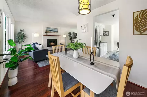 541 N 75th St, Seattle, WA 98103 photo 7