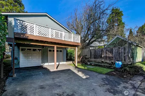 541 N 75th St, Seattle, WA 98103 photo 26