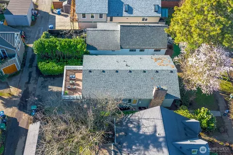 541 N 75th St, Seattle, WA 98103 photo 32