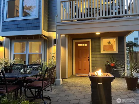 11740 Burke Ave N, Seattle, WA 98133