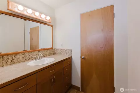 Bath - 2110 E 17th St, Bremerton, WA 98310 photo 1 of 2