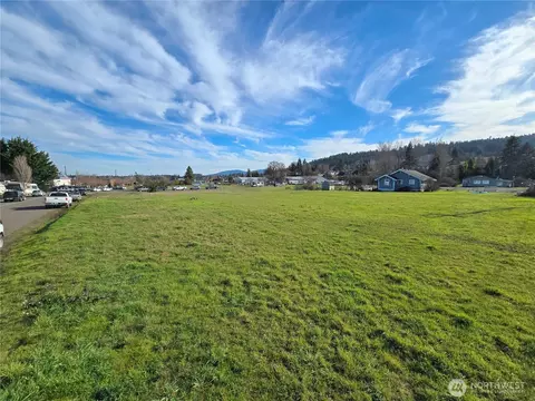 999 S Brown Rd, Sequim, WA 98382 photo 2
