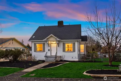 2002 State St #C, Everett, WA 98201
