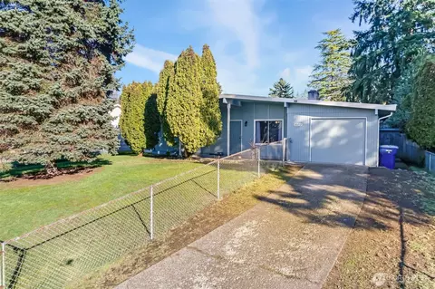 30212 10th Ave S, Federal Way, WA 98003