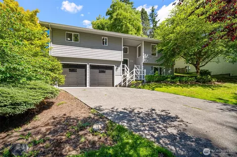 1216 E Clearbrook Dr, Bellingham, WA 98229