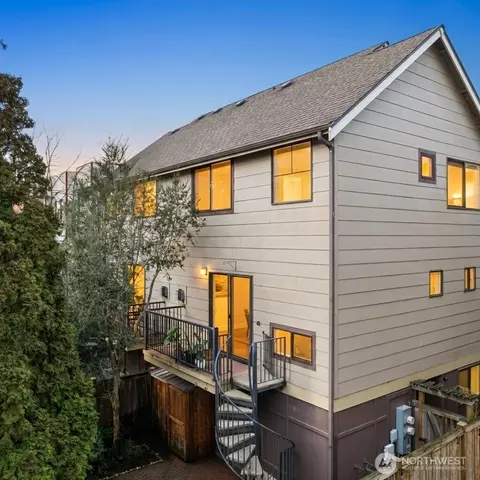 2017 NW 59th St #A, Seattle, WA 98107