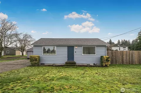927 21st St SE, Puyallup, WA 98372