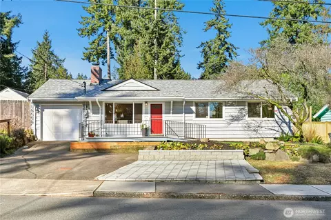 16326 Lake Hills Blvd, Bellevue, WA 98008