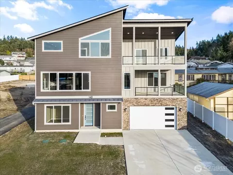 148 Henning Dr, Camano Island, WA 98282