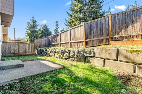 Exterior - 16228 2nd Ave SE, Bothell, WA 98012 photo 3 of 4
