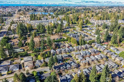 View/Area - 16228 2nd Ave SE, Bothell, WA 98012 photo 4 of 5