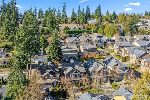 View/Area - 16228 2nd Ave SE, Bothell, WA 98012 photo 3 of 5