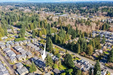 View/Area - 16228 2nd Ave SE, Bothell, WA 98012 photo 2 of 5