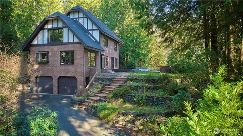 7680 SE Southworth Dr, Port Orchard, WA 98366