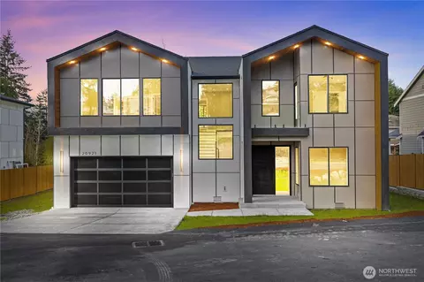 20921 1st Pl S, Des Moines, WA 98198