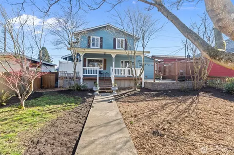 1721 Mcdougall Ave, Everett, WA 98201