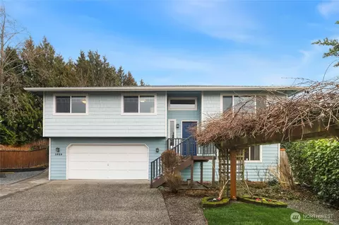 3929 205th Pl SW, Lynnwood, WA 98036