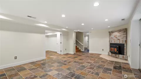 Living - 31 Rangeview Rd, Othello, WA 99344 photo 5 of 6