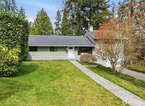 19105 18th Ave W, Lynnwood, WA 98036