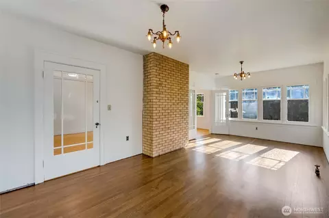 Living - 4918 S 3rd Ave, Everett, WA 98203 photo 6 of 8